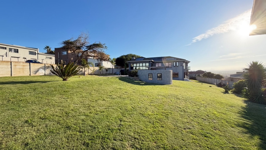 4 Bedroom Property for Sale in Hartenbos Heuwels Western Cape